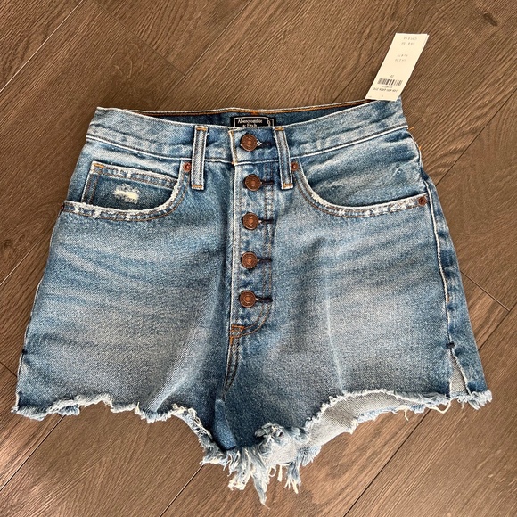 Abercrombie natural high rise denim shorts size 25/0 - Picture 1 of 3